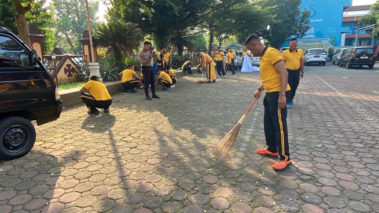 Sambut Hari Bhayangkara ke-80, Polres Purbalingga Gelar Bakti Religi di Tempat Ibadah