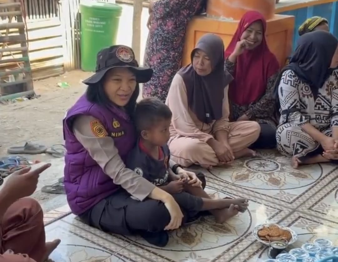 Dua Hari Dampingi Warga Manggarai Barat, Tim Trauma Healing Polda Jateng Pulihkan Psikologis Pascagempa